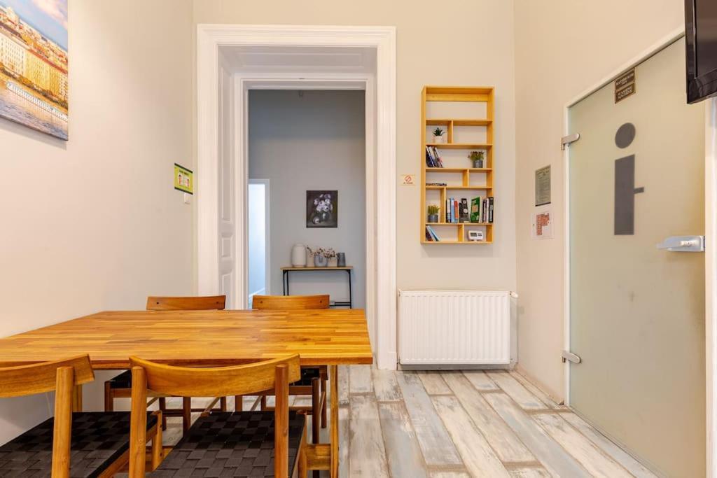 Spacious For Group In Centre * Budapest