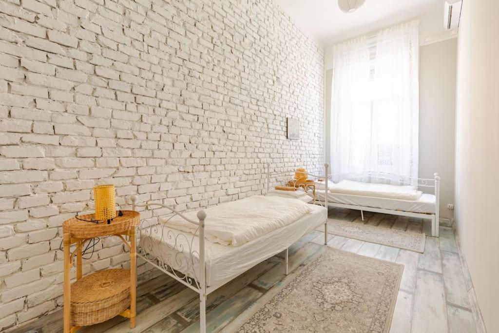 Apartment Spacious For Group In Centre *