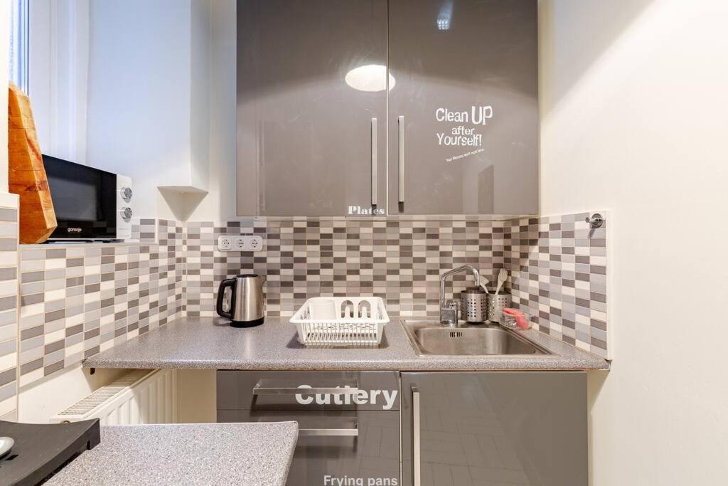 Apartment Spacious For Group In Centre *