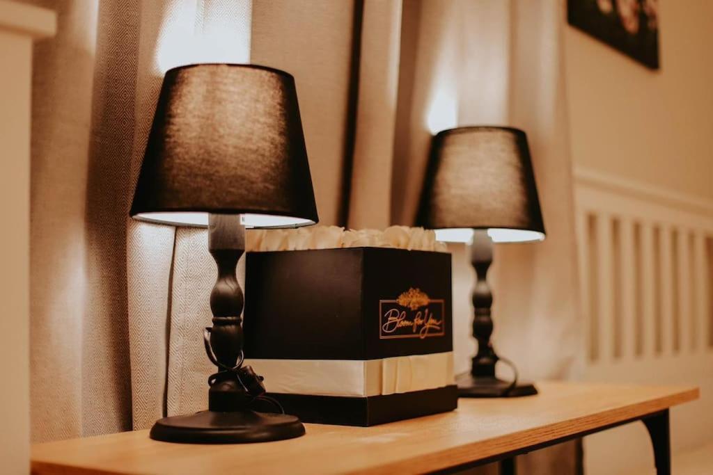 Spacious For Group In Centre Apartment
