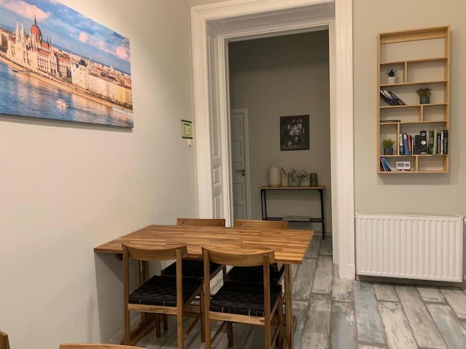 Apartment Spacious For Group In Centre